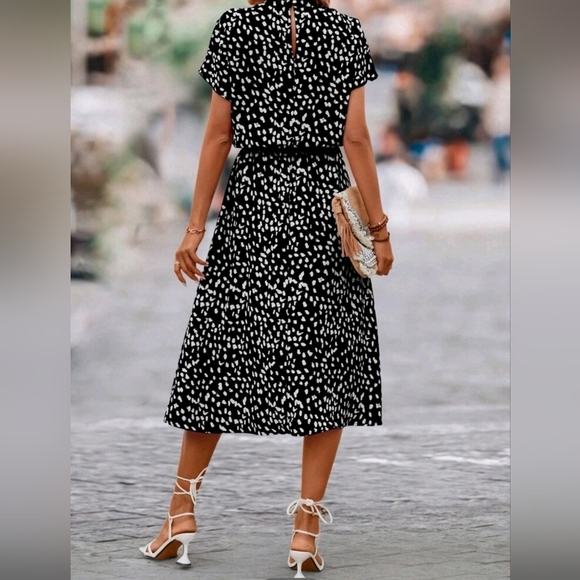 New Pretty Blouson Top Dot Print Flare Midi Dress Black White - Picture 5 of 8